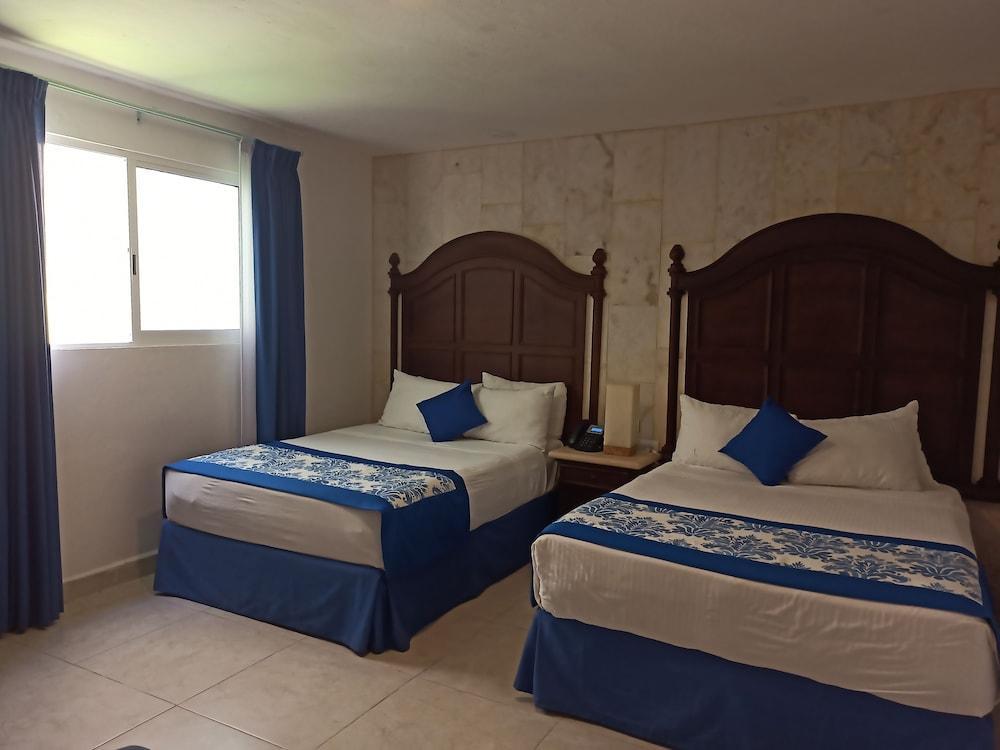 Hotel Catedral Valladolid  Bagian luar foto