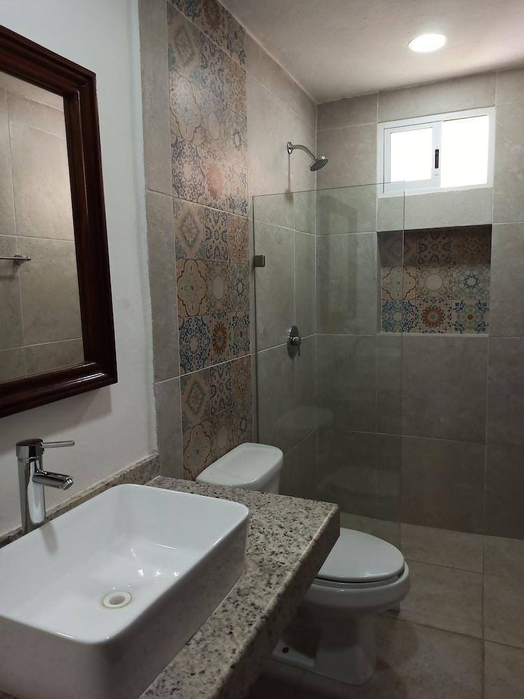 Hotel Catedral Valladolid  Bagian luar foto