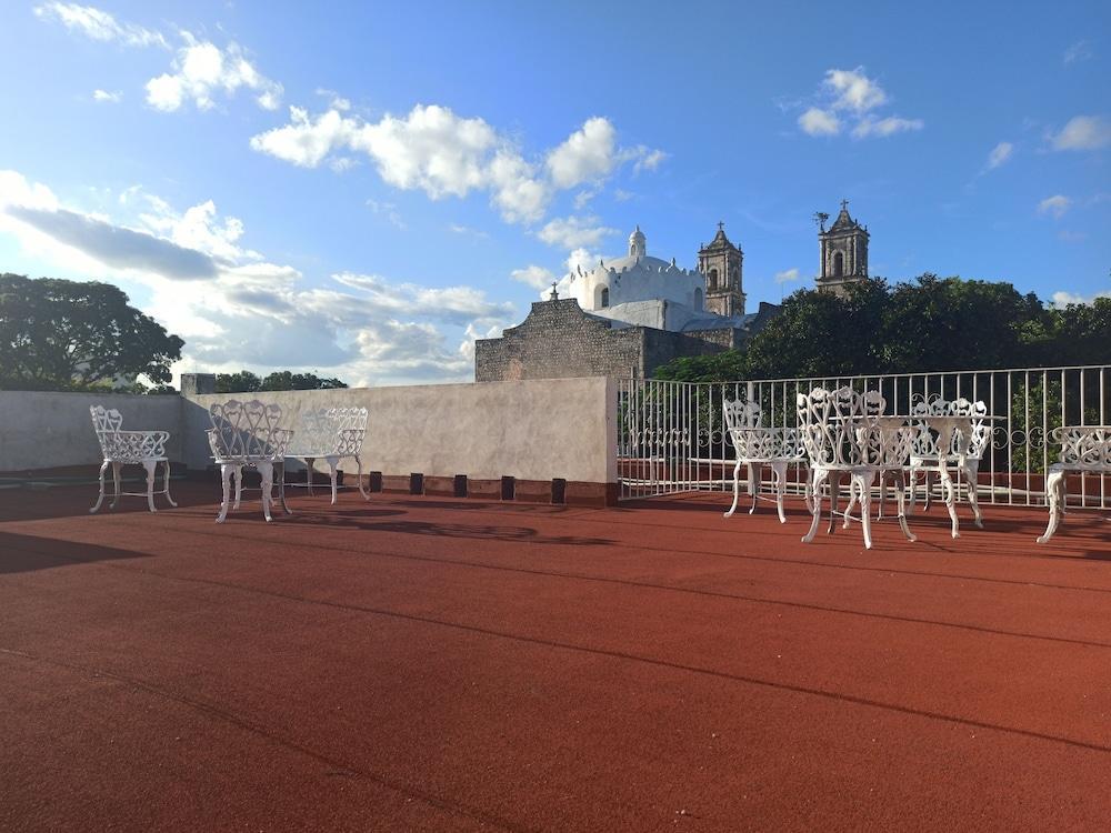 Hotel Catedral Valladolid  Bagian luar foto
