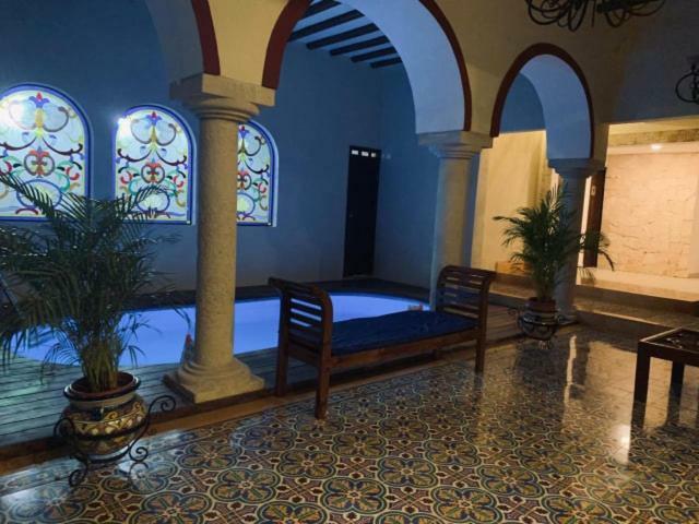 Hotel Catedral Valladolid  Bagian luar foto